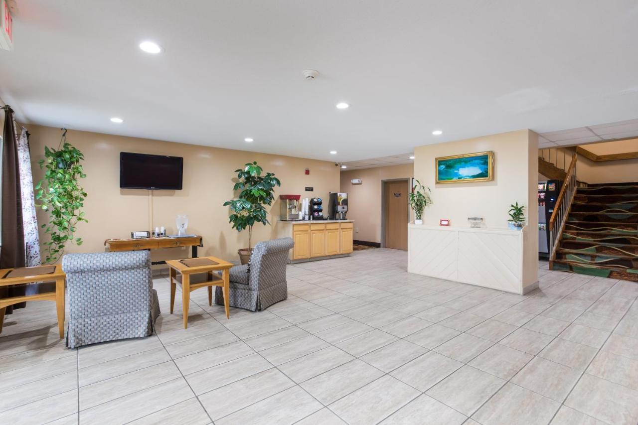 Econo Lodge Painted Post - Corning Экстерьер фото